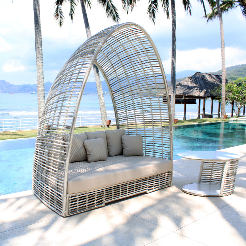 Skyline Design Surabaya Daybed