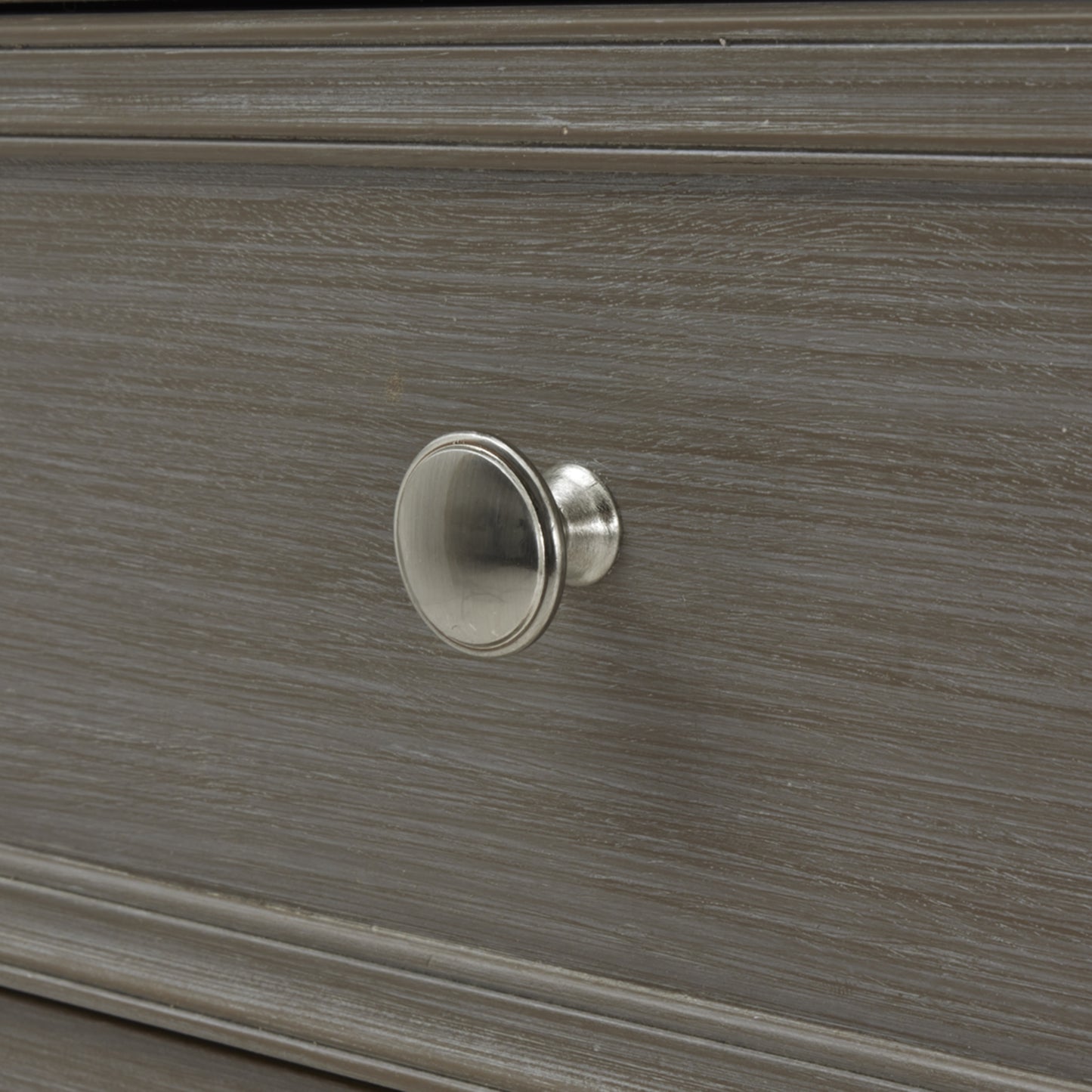 The Serene Collection Two Over Two Chest - LuxmeLounge
