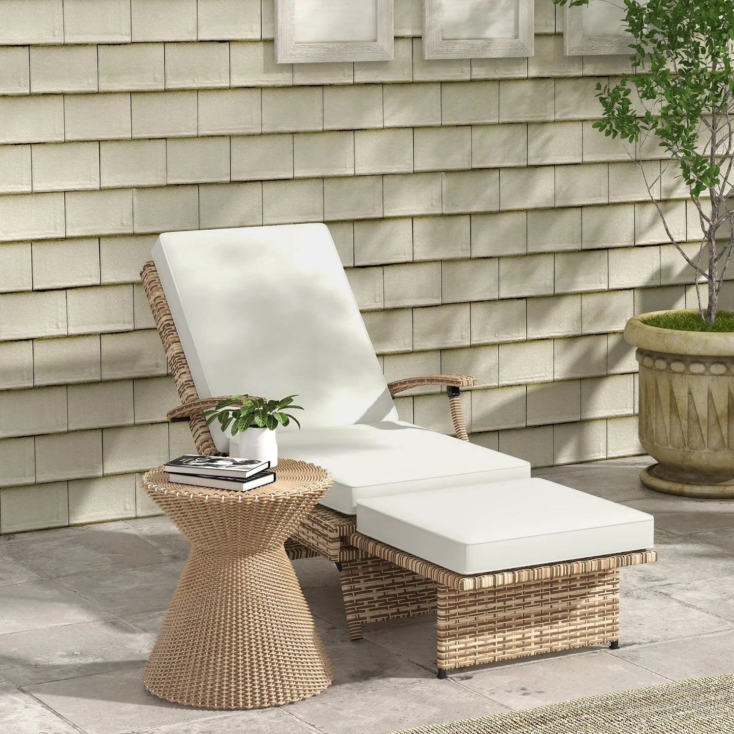 Outsunny 80° Reclining Rattan Lounger