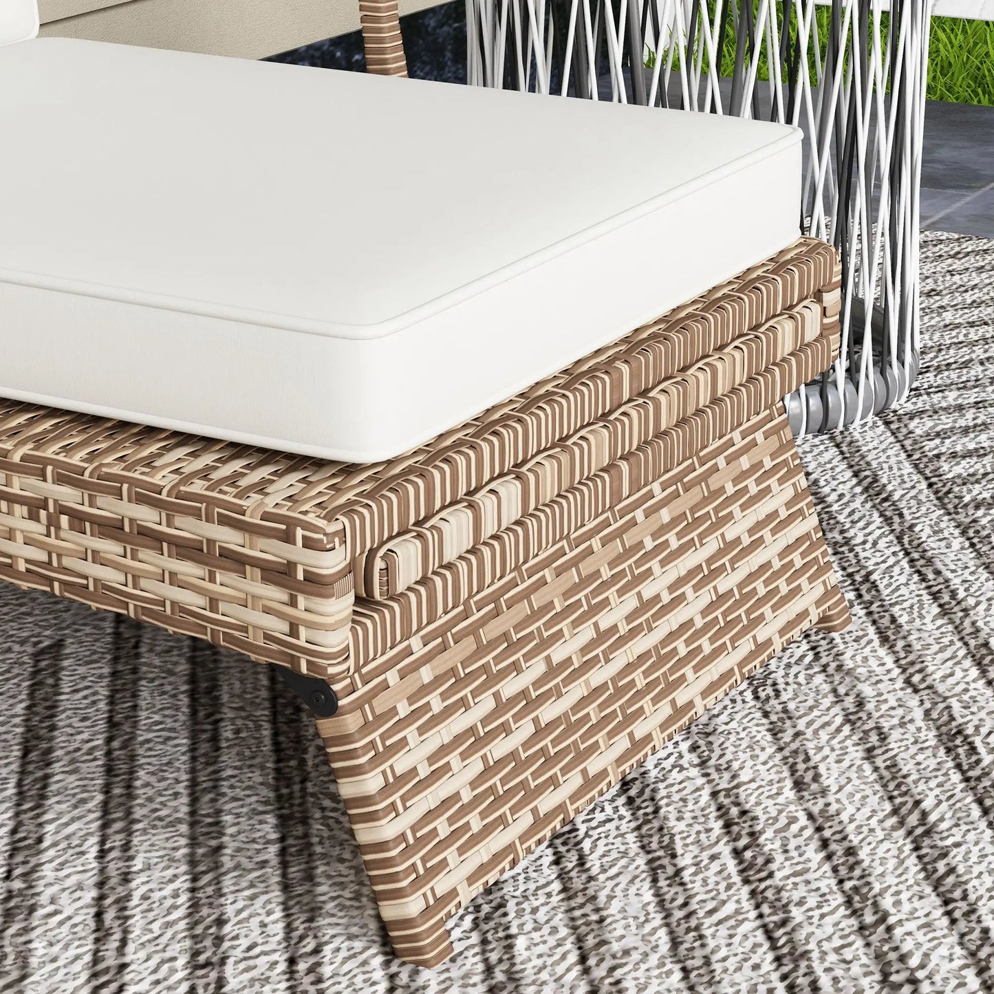 Outsunny 80° Reclining Rattan Lounger