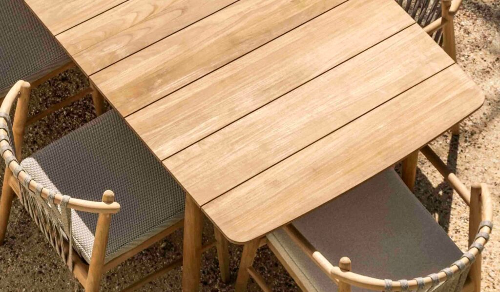 Noa Dining 8 Seater By Jardinico
