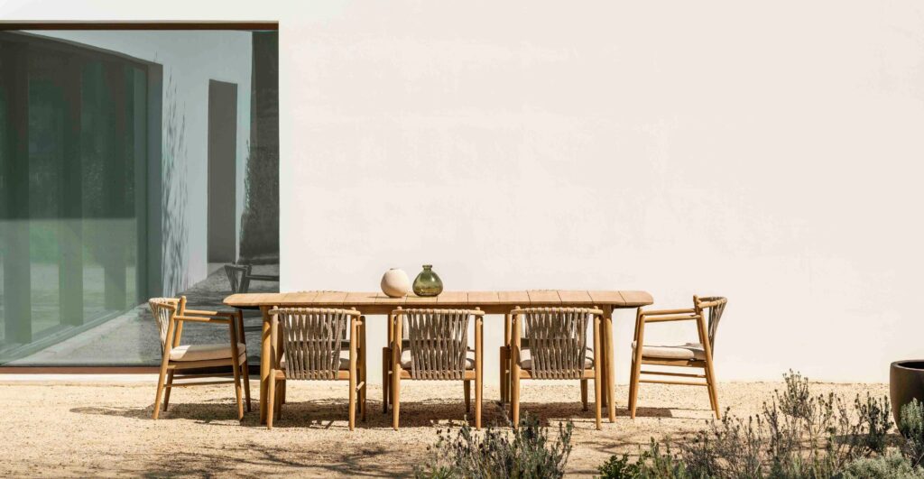 Noa Dining 8 Seater By Jardinico