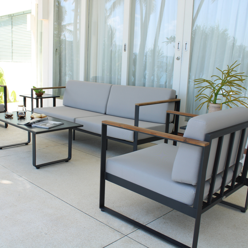 Skyline Design Taymar Patio Lounge Set
