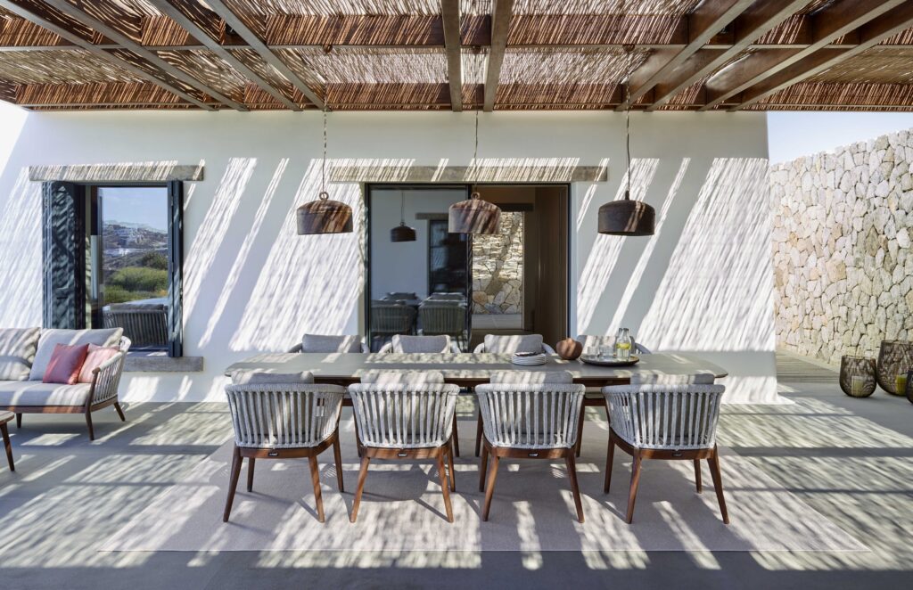 Legna Teak Dining Set By Jardinico