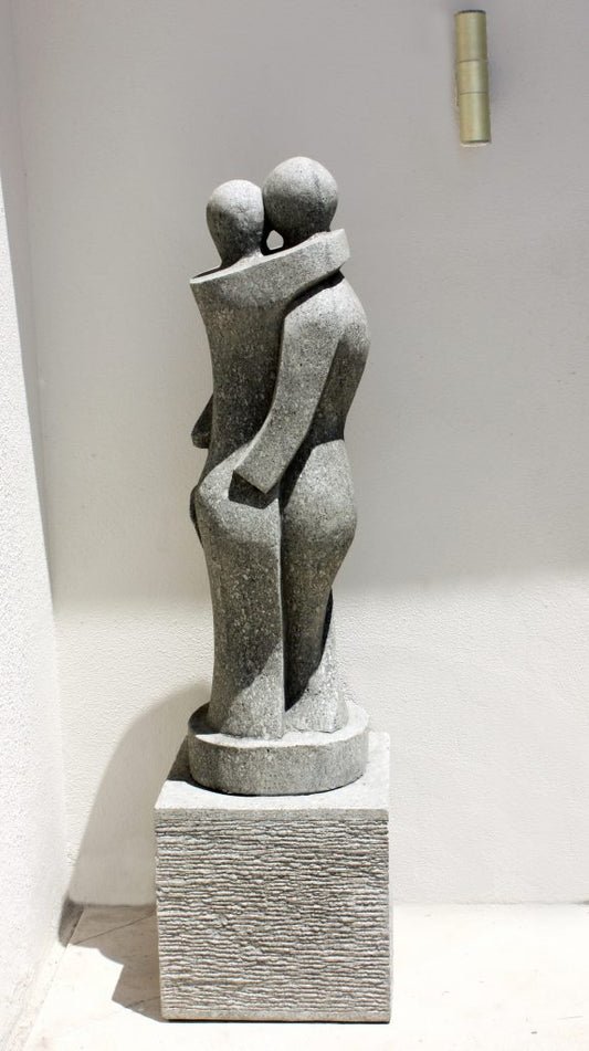 Lovers Sculpture & Plinth By Skyline Design