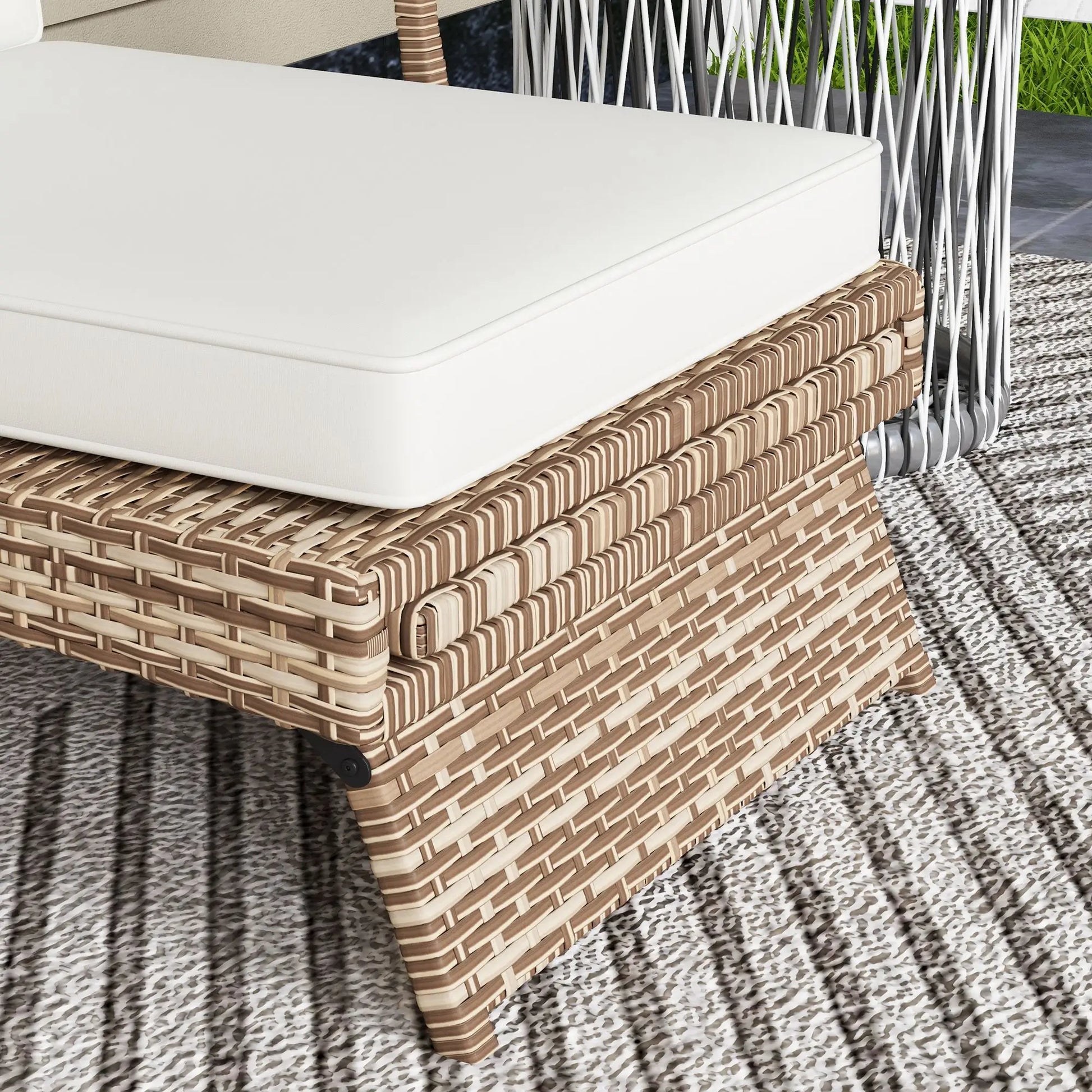 Outsunny 80° Reclining Rattan Lounger