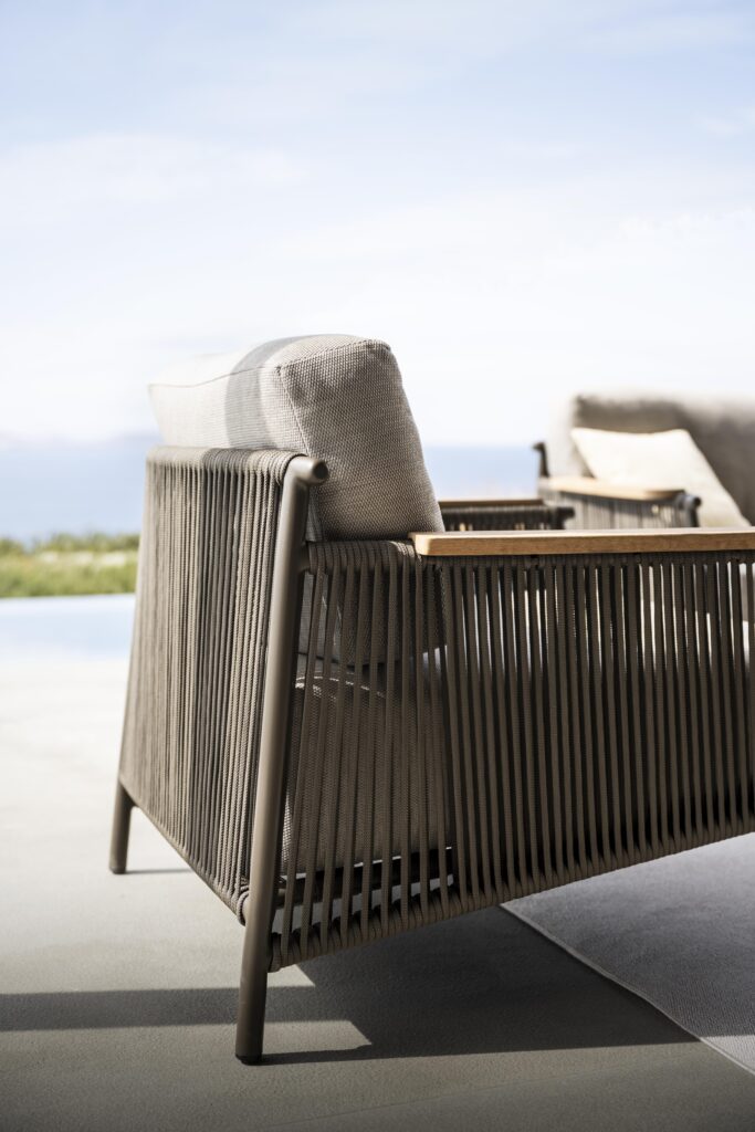 Scoop Designer Garden Lounge Set By Jardinico