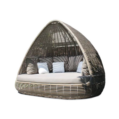 Shade Day Bed