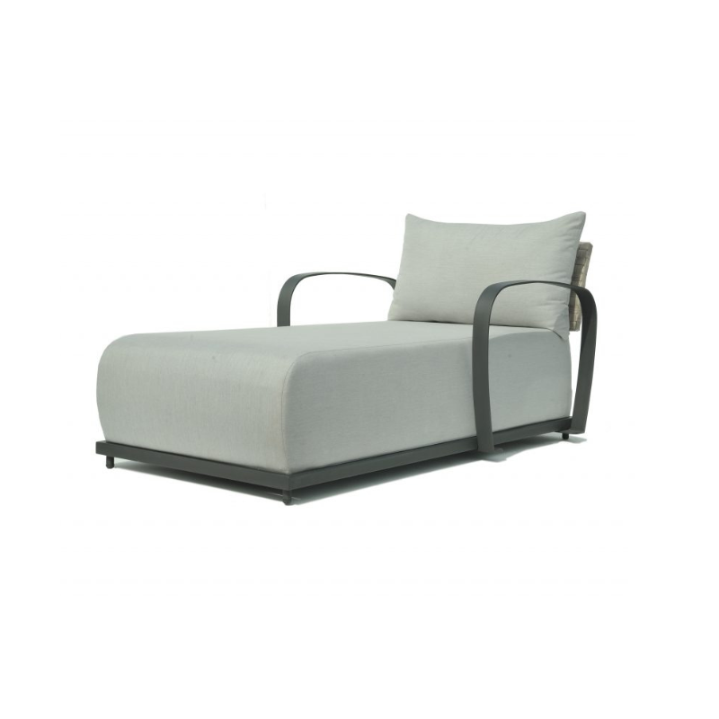 Windsor Chaise Lounge